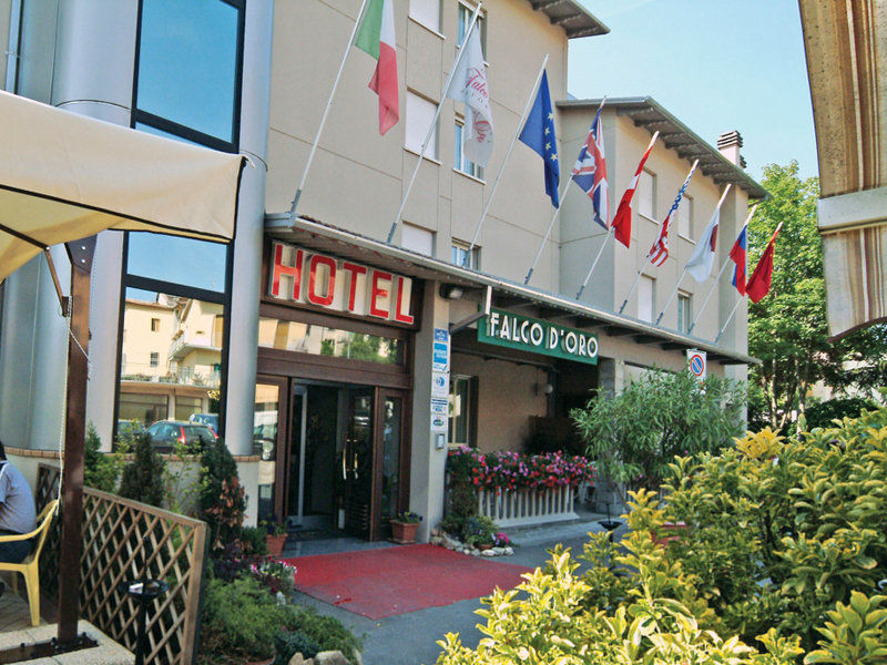 Hotel Falco D'Oro Tole Eksteriør billede